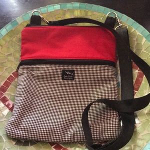 NWOT Crossbody Purse 👜 Black / Red Padded